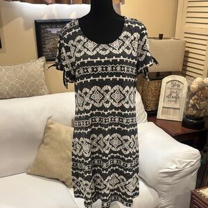 Ronni Nicole Black and White Patterned Dress